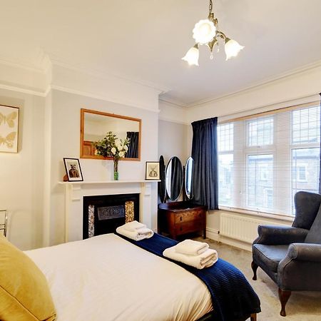 Spacious Victorian Townhouse Near Hcc With Off Street Parking Harrogate Extérieur photo