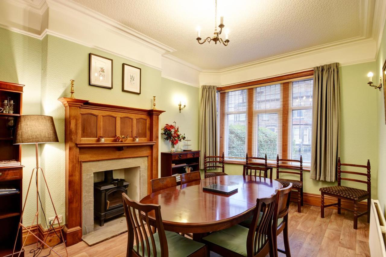 Spacious Victorian Townhouse Near Hcc With Off Street Parking Harrogate Extérieur photo